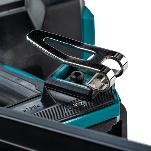 Makita 347C14-9 Feature Shot (belt hook) - Thumbnail