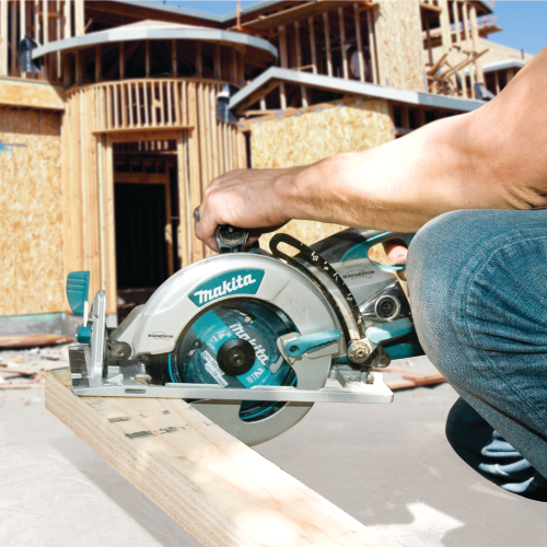 Makita 5377MG Action Shot 4 - Thumbnail
