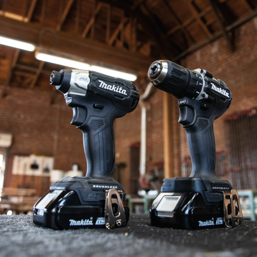 Makita CX203SYB Beauty Shot (wood shop) - Thumbnail