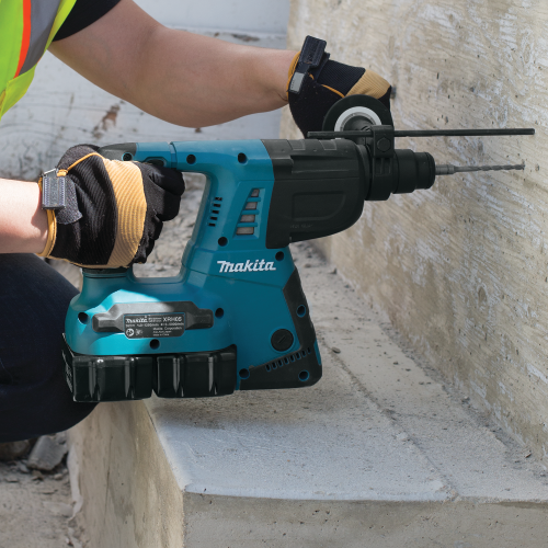 Makita D-00854-25 Action Shot 1 - Thumbnail