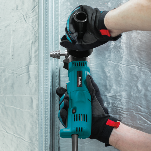 Makita DA3010F Action Shot 2 - Thumbnail