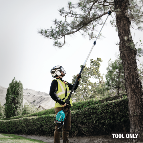 Makita GAU02Z Action Shot 1 - Thumbnail