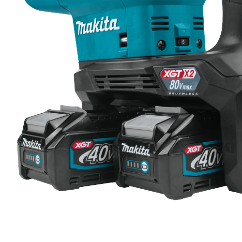 Makita GRH06PM Feature Shot (battery installation) - Thumbnail