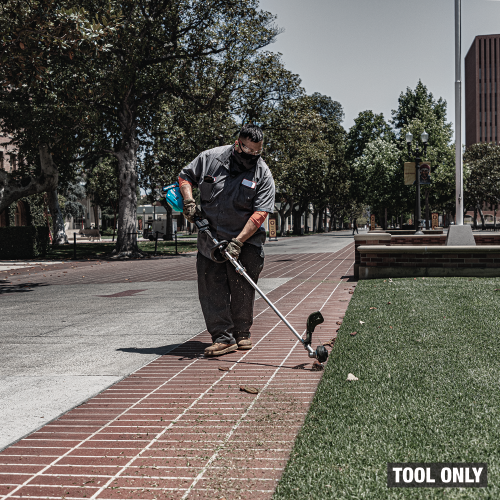 Makita GUX01Z Action shot 2 - Thumbnail