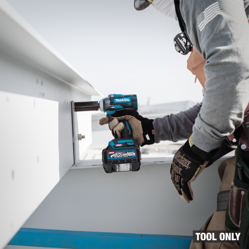 Makita GWT04Z Action Shot (fastening nut) - Thumbnail