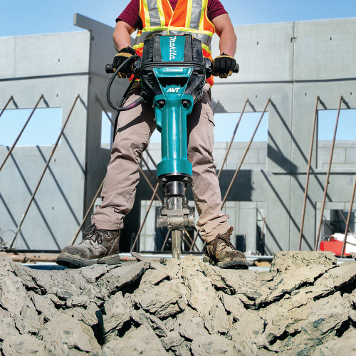 Makita HM1812 Action Shot 6 - Thumbnail