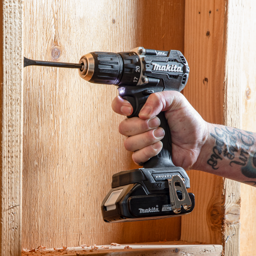 Makita XFD15SY1B Action Shot 1 (spade bit drilling) - Thumbnail