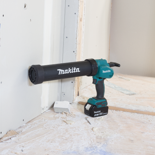 Makita XGC01M1C Beauty Shot 3 - Thumbnail