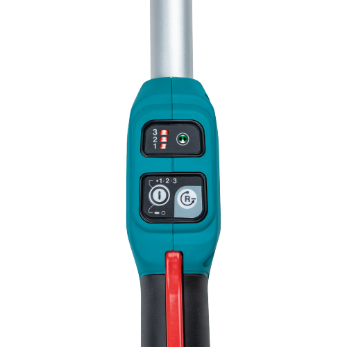 Makita XNU01Z Feature Shot (Control Panel) - Thumbnail