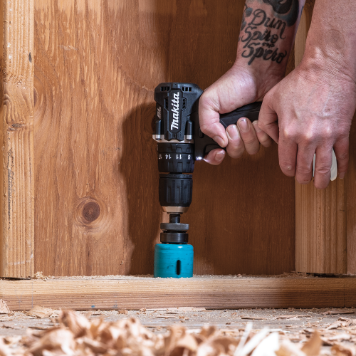 Makita XPH15ZB Action Shot 2 (hole saw drilling) - Thumbnail