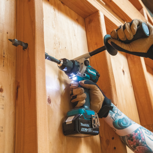 Makita XPH14T Feature Shot (Ergonomics) - Thumbnail