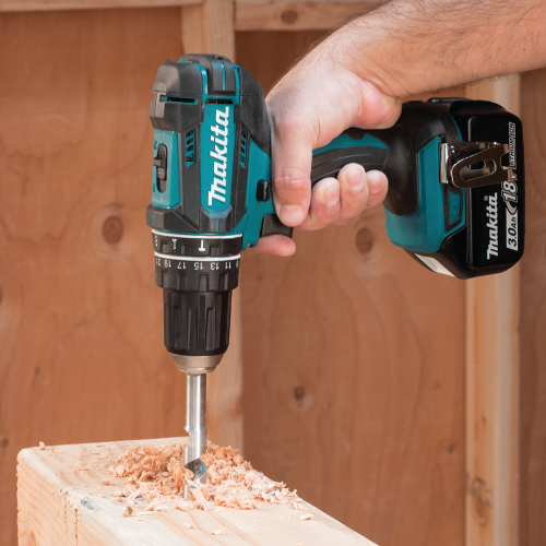 Makita XPH102 Action Shot 2 - Thumbnail