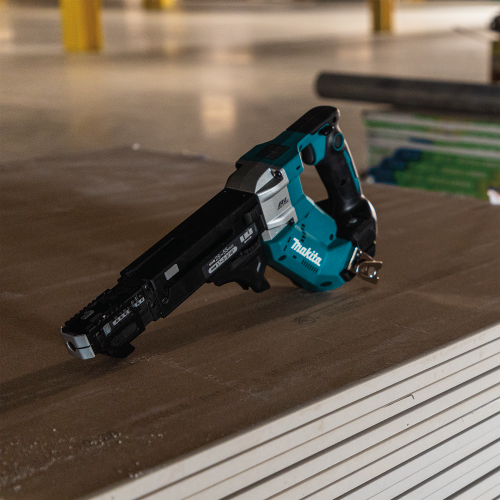 Makita XRF03Z Beauty Shot 3 - Thumbnail