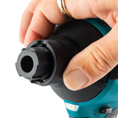 Makita XSA01Z Feature Shot (nozzle release) - Thumbnail