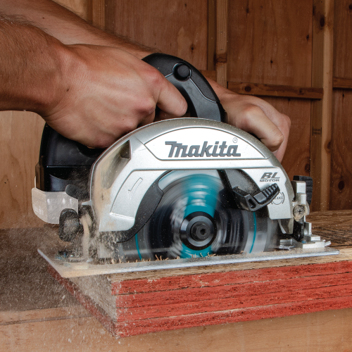 Makita XSH04ZB Action Shot 1 - Thumbnail